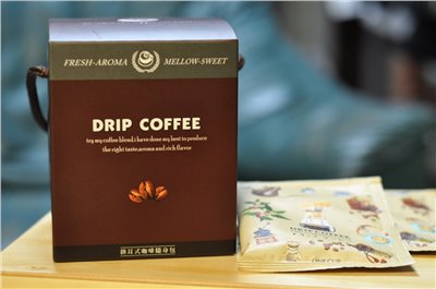 掛耳式咖啡 極品曼巴 黃金比例調配 濃郁 香醇 10入/盒  (買4盒送1盒)